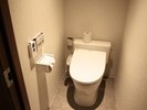 清潔感溢れるトイレで、安心してご利用いただけます。