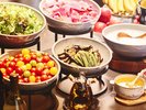 「LOKAL HOUSE」朝食ブッフェテーブル