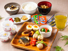 朝食ビュッフェ(和食中心の一例)