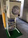 ホテル内駐車場に乾燥機1台設置しております。