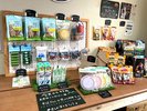#売店ペットグッズコーナー 馬肉のおやつ類・小物・お土産・想い出品、各種取り揃えています。