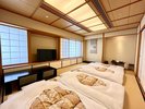 【和室(パークビュー)】最大6名様まで宿泊可能♪最上階に位置するスイートルームで非日常体験を☆