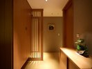 【和室】★1室限定★最上階に位置し、木の温もりと畳の香りに包まれたゆとりある空間♪