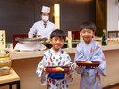 目の前で握るお寿司も人気!お子様も嬉しいホテルふじのバイキング