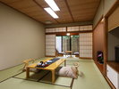 特別室 「山峡-やまあい」12畳+ツインベッドルーム+高野槙風呂