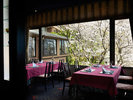 レストラン『フォーシーズン』春は桜を望みながら食事を楽しめます