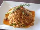 パスタ&トマト「甲州地鶏の猟師風」