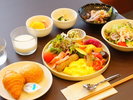 洋食プレートの盛り付け一例