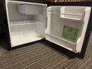 冷蔵庫あります。スイッチ付けてご使用ください。
