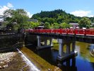 赤い中橋(夏)