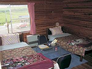 ���l�@���̏h�@�z���܂�̎{�ݎʐ^3