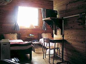 ���l�@���̏h�@�z���܂�̎{�ݎʐ^2