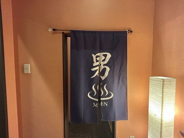 �j������@����
