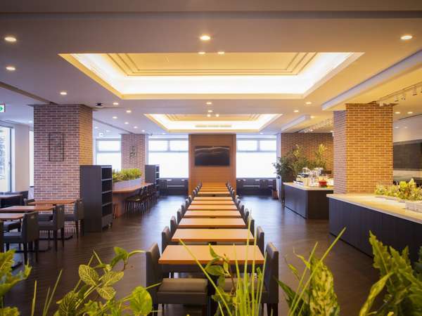 ■レストラン1階・Bistro Ginsai