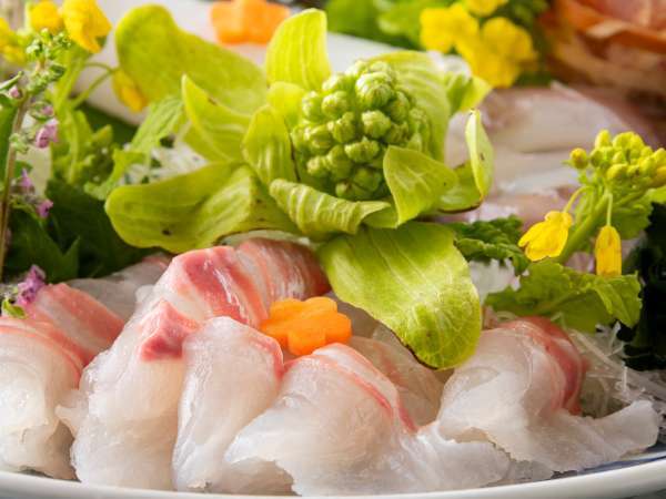 �y��䉮�z�J��1300�N�R�A�ŌÂ̌��򂩂��Ȃ����`���Y�̐S���Â�13���̗���