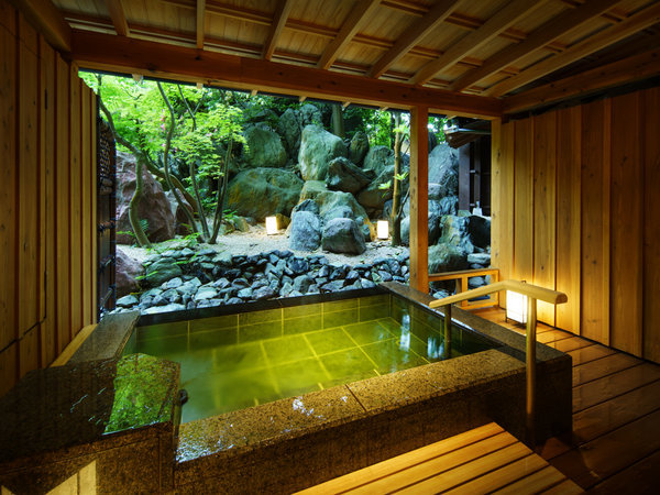 ���ʂ̓��@��c�F���̓�