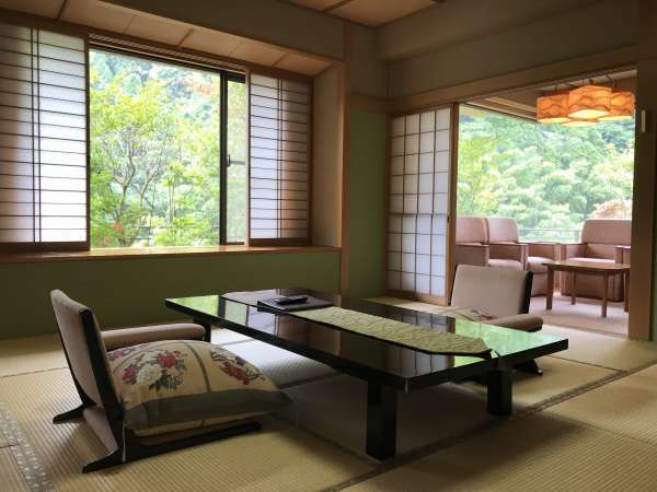 �y�Ђ����ʊف@�厩�R�z���قŎ��R�ȂЂƂƂ������񋟁B��������ɂ��߂��h�B