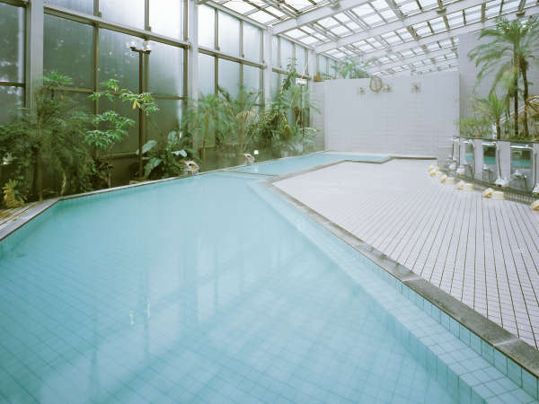 ≪大浴場≫当ホテルの泉質は「単純硫黄泉」、ホテル独自の源泉を保有しています。