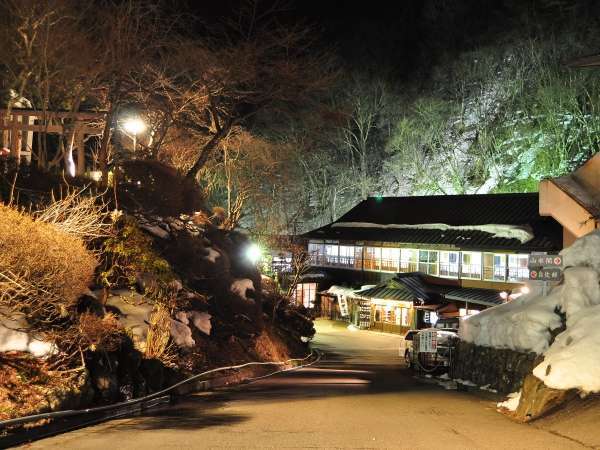 ySN̓߂@򉷐@䂩̎uv@zq[@铒ނ{V̖ʉe݂@̓ɂā@X