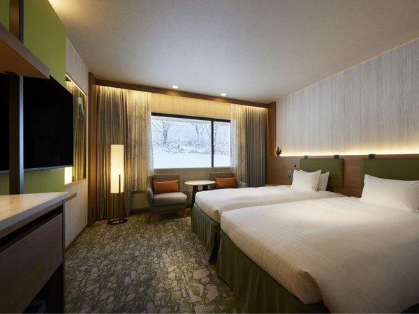 �y�X�^���_�[�h�c�C���z2025�N12�����j���[�A���I�[�v��