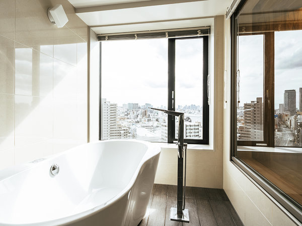 �y�o�X���[���z