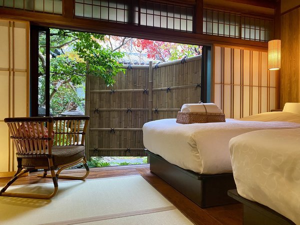 ���q��/������