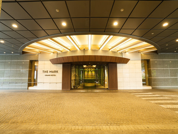 �|�X�g���_������Ƃ����f�U�C���̃G���g�����X