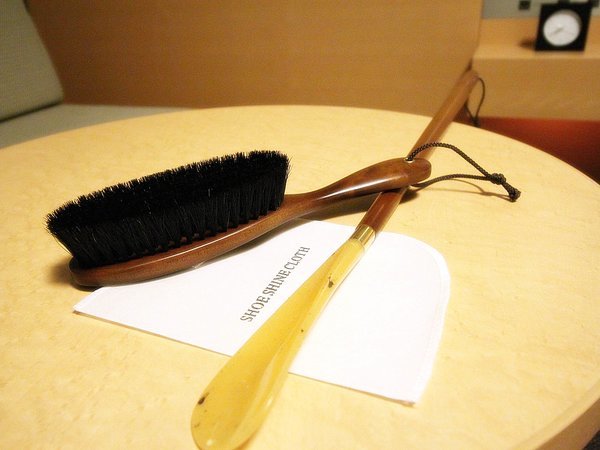 ���b�`�����h�z�e�����m�F�q���A���j�e�B