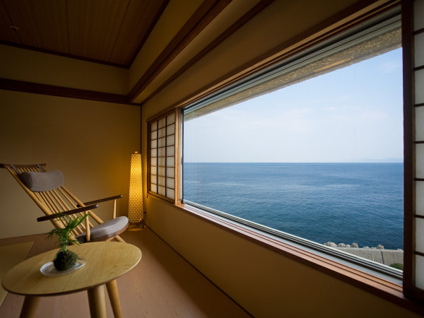 お部屋から眺める海の景色が最高。