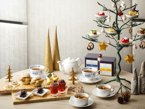 i΃}IbgzeFChristmas Afternoon Tea@supported by 