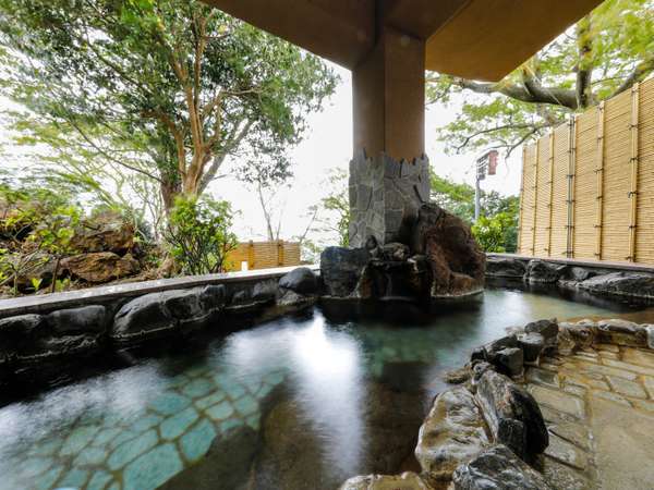 伊根の海・空とひとつになる至福の湯浴み・・・PH8.40の自家堀天然温泉「大浴場 露天風呂」