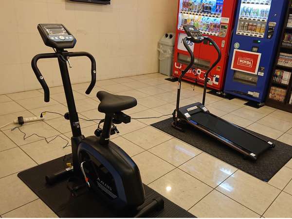 ���ꂽ���C���v���~�A���l�����F�g���[�j���O�}�V��