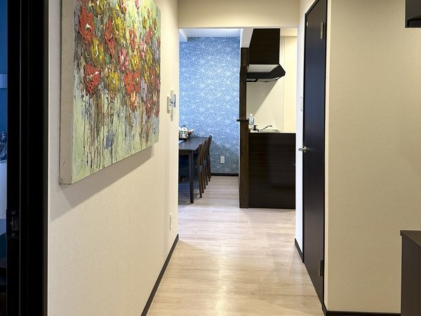 PRIME TREE Izumizaki CONDO HOTEL�i���F�R�n���z�e���j�F�Ƃɂ����L���X�C�[�g���[���I�I