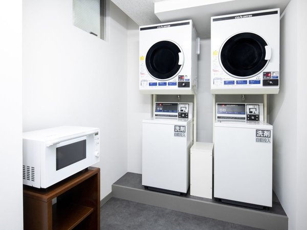 �z�e���}�C�X�e�C�Y���V�h�F�����h���[���[���i4�K�j