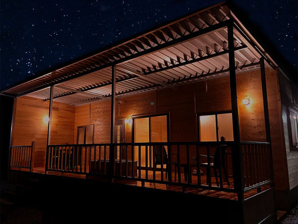 ���V�̐���ɏo���h ���΂�TG�R�e�[�W�̊O�ώʐ^