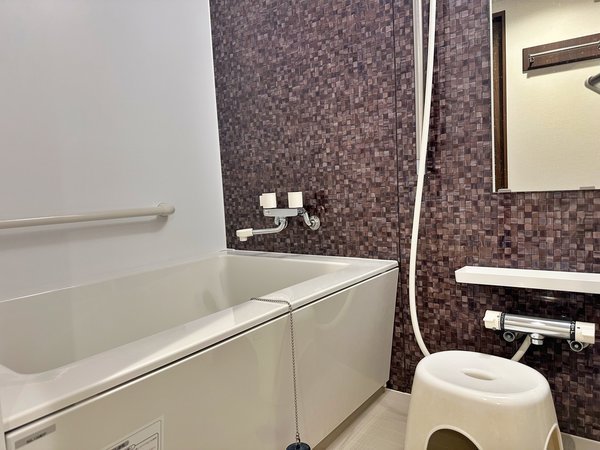 �X�[�y���A���[���ƃt�@�~���[���[���́A�g�C���ƃo�X���Z�p���[�g�ł��B���ʑ���Ɨ����Ă��܂��B