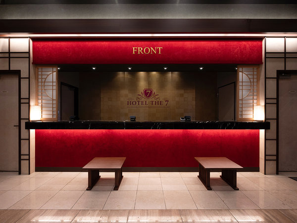 �Ԃ���Ƃ�����ۓI�ȃt�����g�B�����育�Ƃ͂��������ӏ��Ȃǂ��C�y�ɂ��\���t�����������B