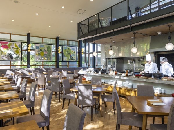 �y���X�g�����zWOODSIDE dining