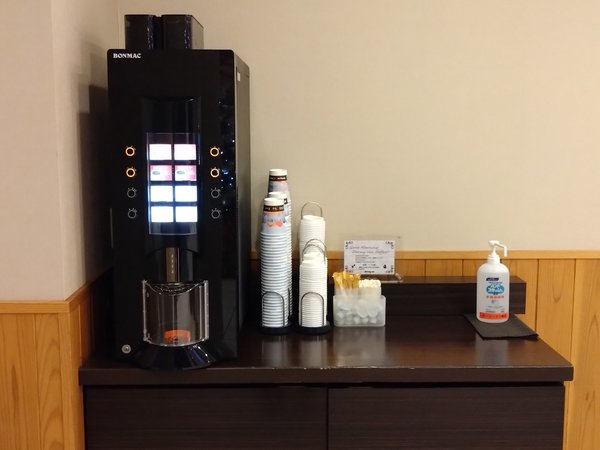 ���ʉ���@���܂��̓��@�h�[�~�[�C���H�c�F���R�[�q�[�T�[�r�X