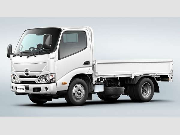 �{��O���[���z�e���F��^�Ԃ͎��O�\�񂪕K�v�ł�