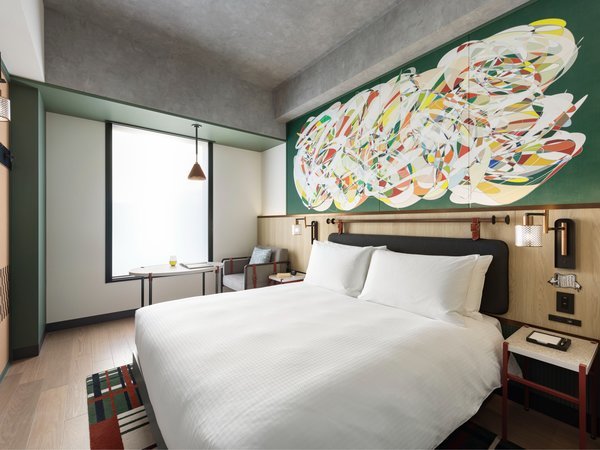 �N�C�[���V�e�B�[�r���[