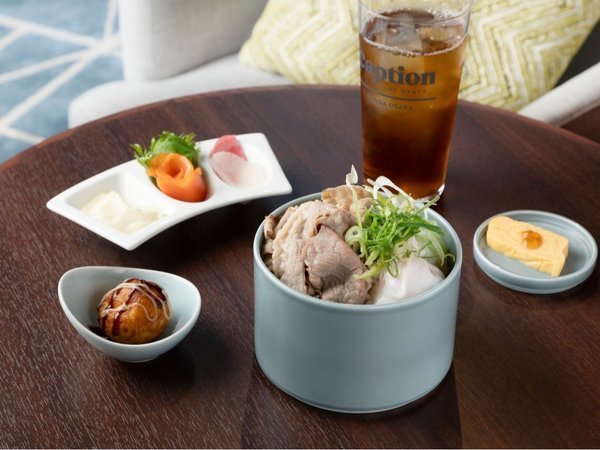 �L���v�V���� by Hyatt �n�C�A�b�g �Ȃ�� ���F��������O�����v���[�g