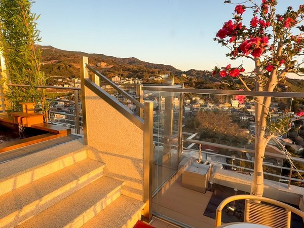 �y�q����p�뉀�z�����������t���̒뉀����͐^�߂̊C����]�ł��܂�