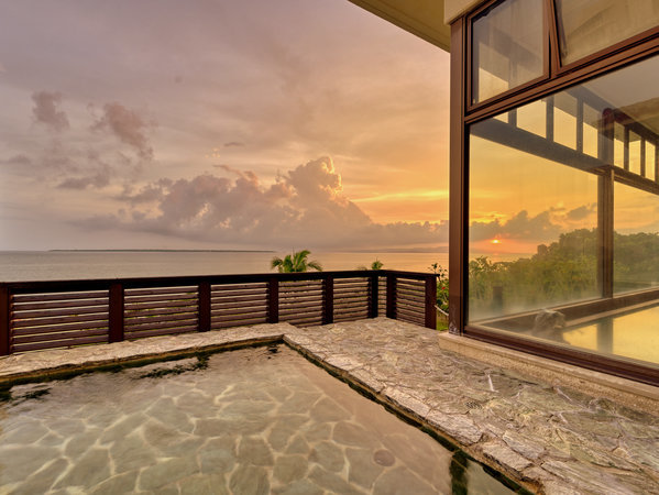 �������[�z���琯��ւ̃O���f�[�V���������y���݂��������B