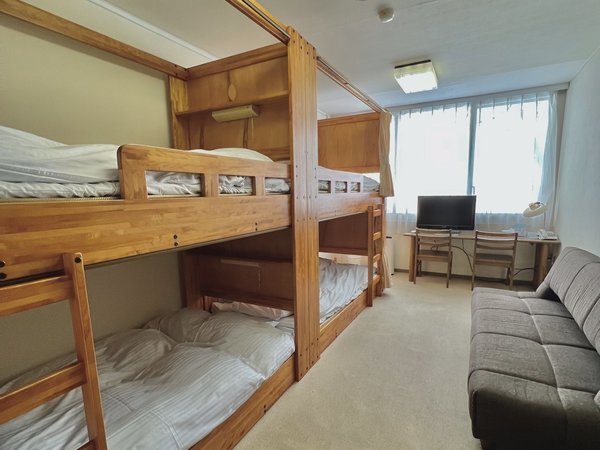 �k�C�����N��كR���p�X�̎{�ݎʐ^2