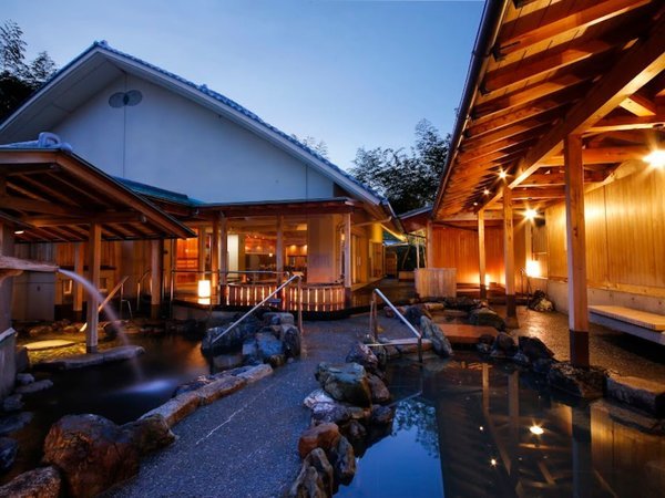 �y100������z�n��̒g�����╶���𔽉f��������͓V�R�̃~�l������L�x�Ɋ܂݂܂��B