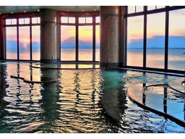 �]�̓��z�e���i�]�̓��A�C�����h�X�p�@�z�e�����j�F�x�m�C��