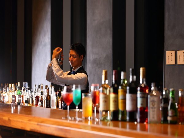 ���É��v�����X�z�e���@�X�J�C�^���[�FSky Dining �V�� BAR