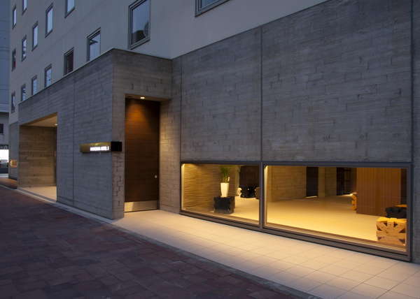 �〈��z�e���T���̊O�ώʐ^