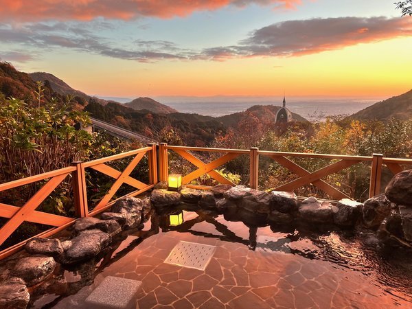 ���̎R����@�z�e�����̖{�@��ݏ����[�v�E�F�C�܂œk��1���I